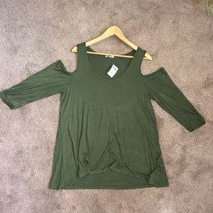 Soft and smooth cold shoulder top